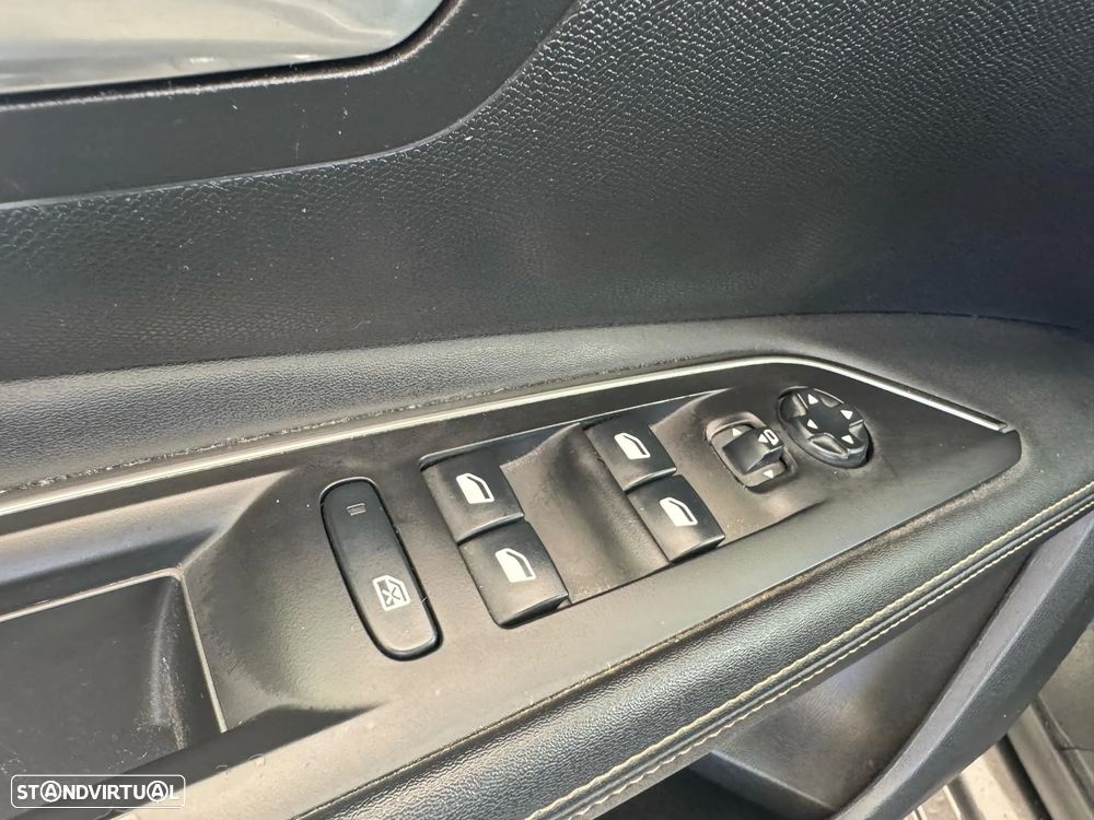 Peugeot 3008 1.5 BlueHDi GT Line - 17