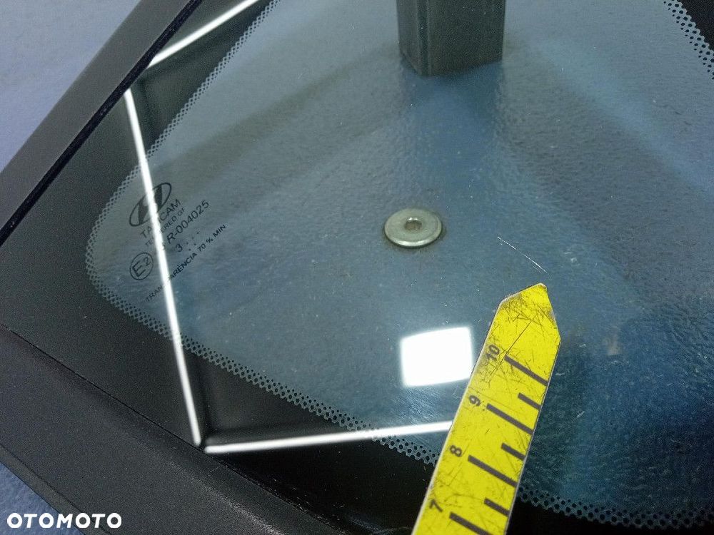 HYUNDAI BAYON SZYBA KAROSERYJNA PRAWY TYŁ 87820Q0710 - 6