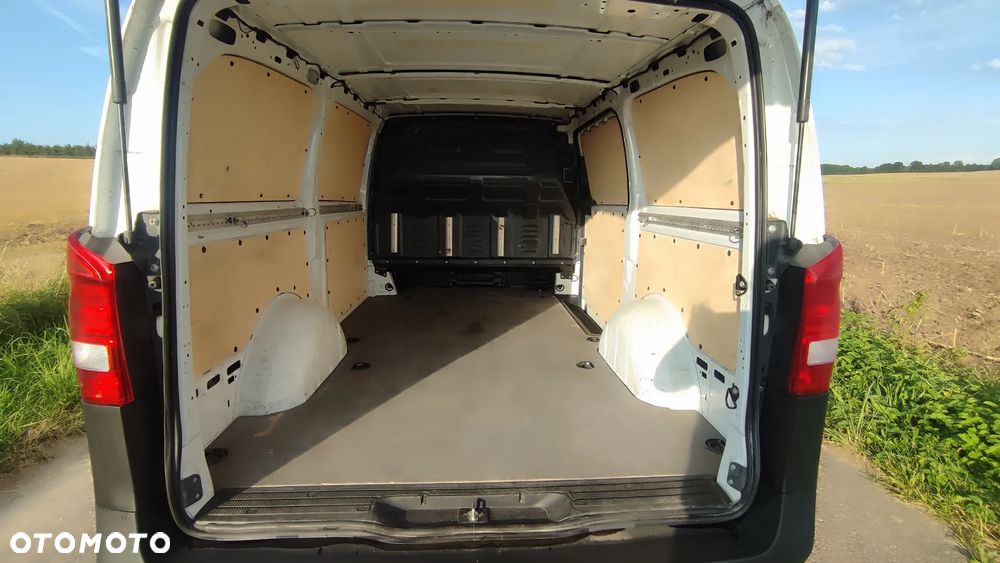 Mercedes-Benz Vito - 13