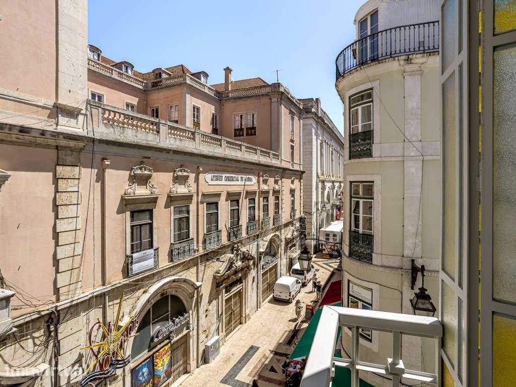 Apartamento T2 novo com garagem junto à Avenida da Liberdade - Grande imagem: 5/20
