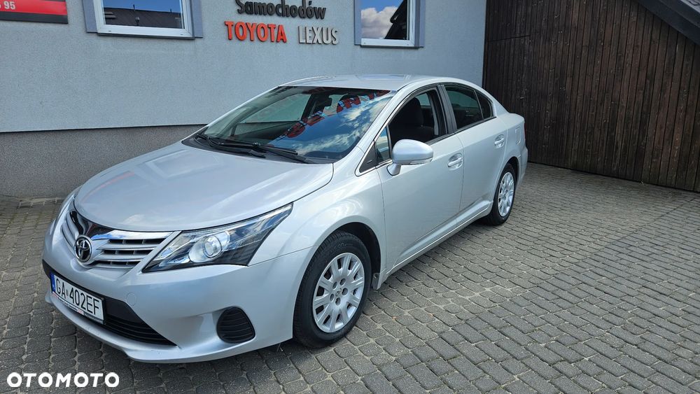Toyota Avensis 2.0 D-4D Luna - 2