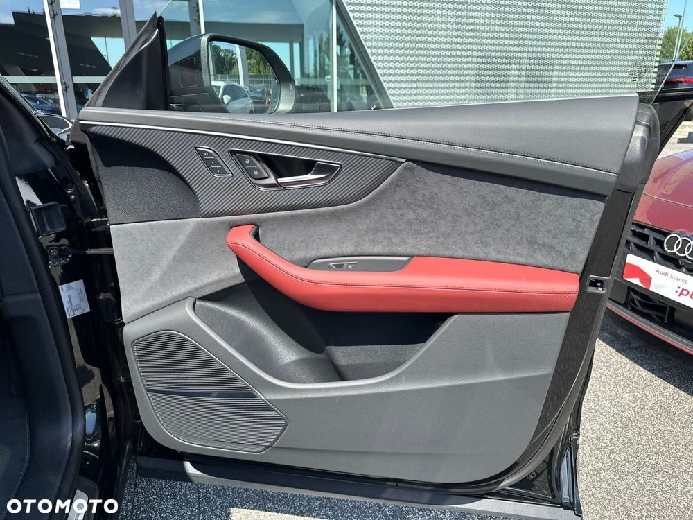 Audi SQ8 - 24