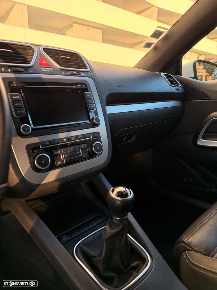 VW Scirocco 2.0 TDI GTD - 11