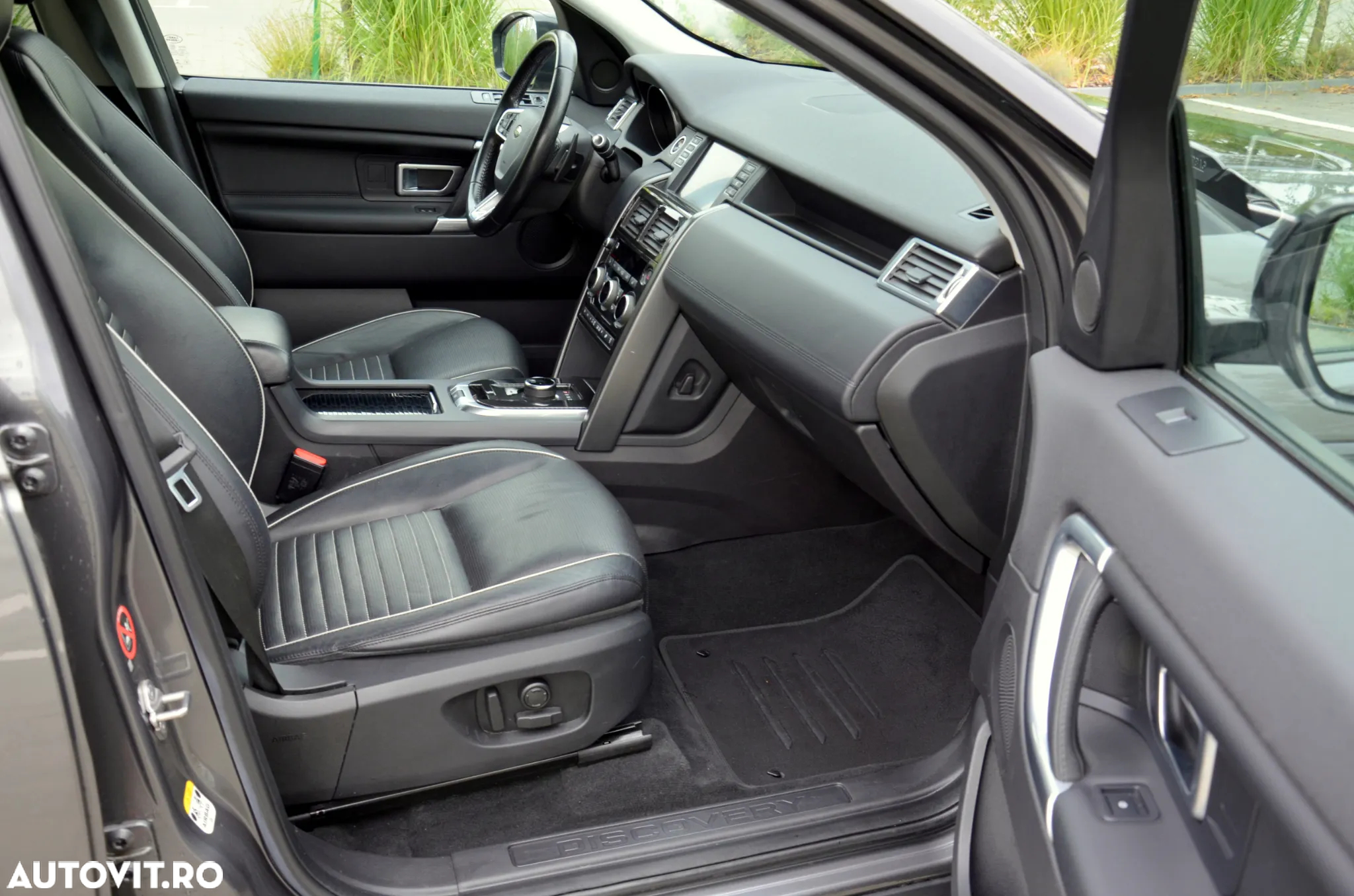 Land Rover Discovery Sport 2.0 D180 R-Dynamic MHEV HSE - 4