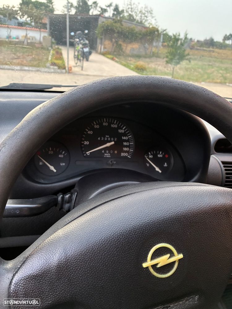 Opel Corsa - 9