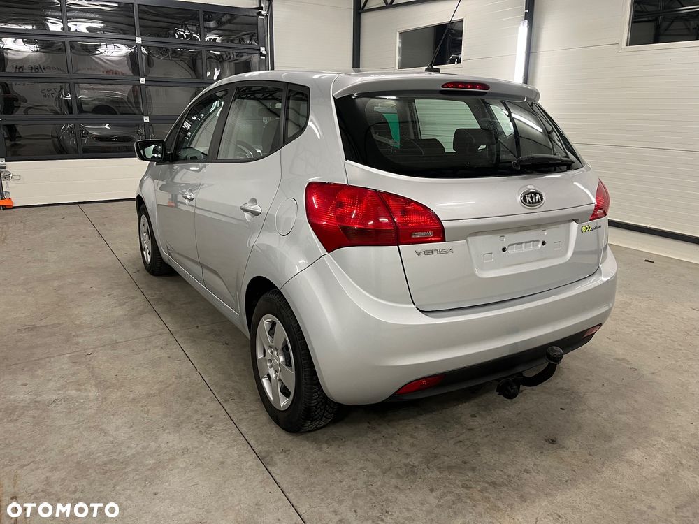 Kia Venga 1.4 CRDi 90 Business Line - 4