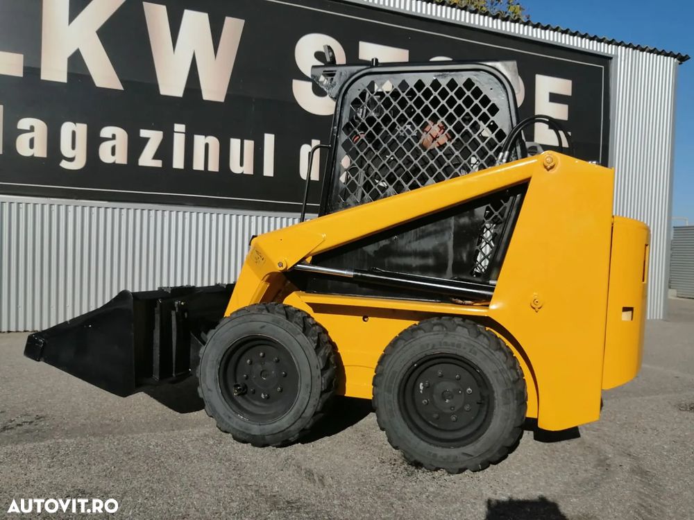 Bobcat MINIINCARCATOR FRONTAL PNEU RIGID RAM ITALIA - 10