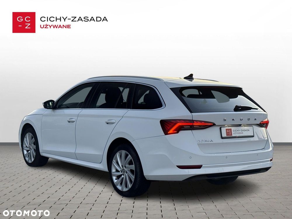 Skoda Octavia 2.0 TDI 4x4 Style DSG - 3