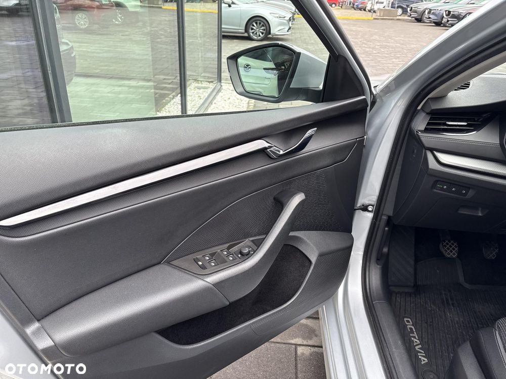 Skoda Octavia 1.5 TSI ACT Ambition - 10