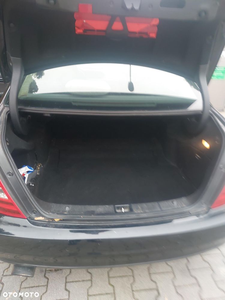 Mercedes-Benz Klasa C 200 CDI DPF (BlueEFFICIENCY) 7G-TRONIC - 15