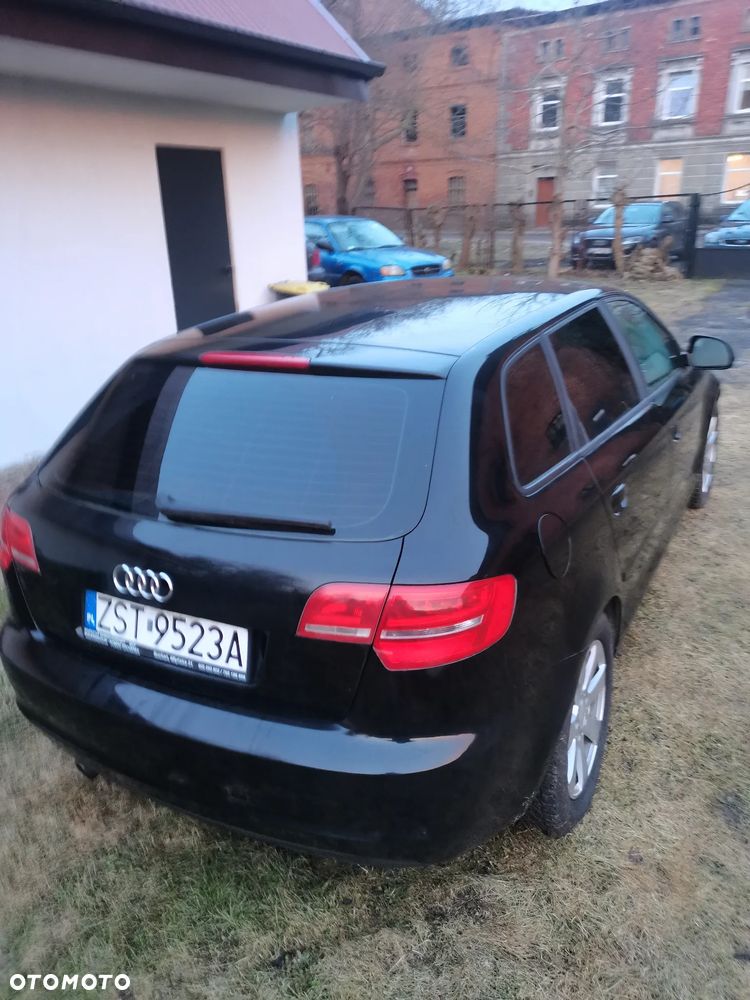 Audi A3 Sportback 2.0 TDI DPF Ambiente - 5