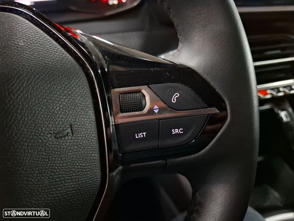 Peugeot 208 1.2 PureTech Active Pack - 16