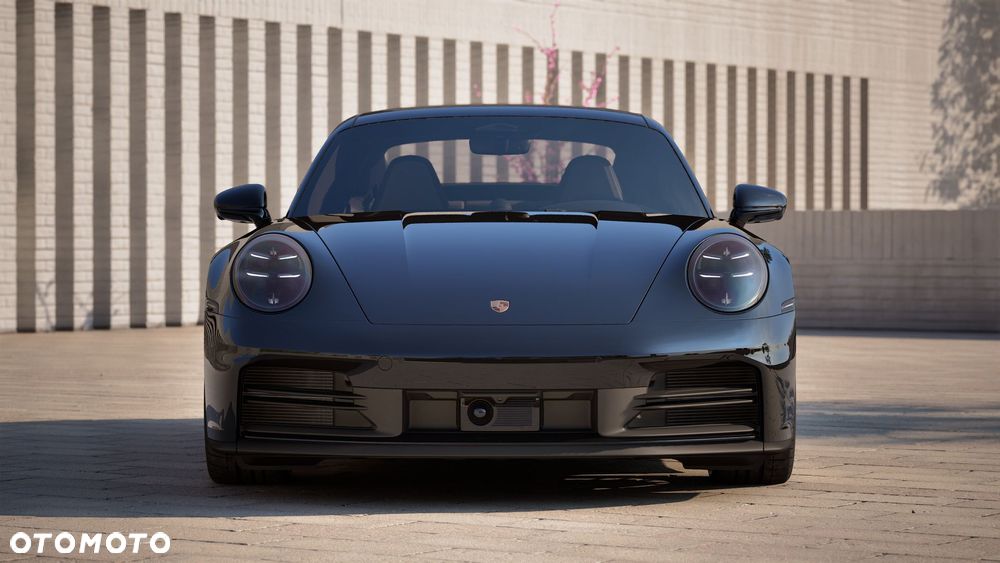 Porsche 911 Carrera - 6