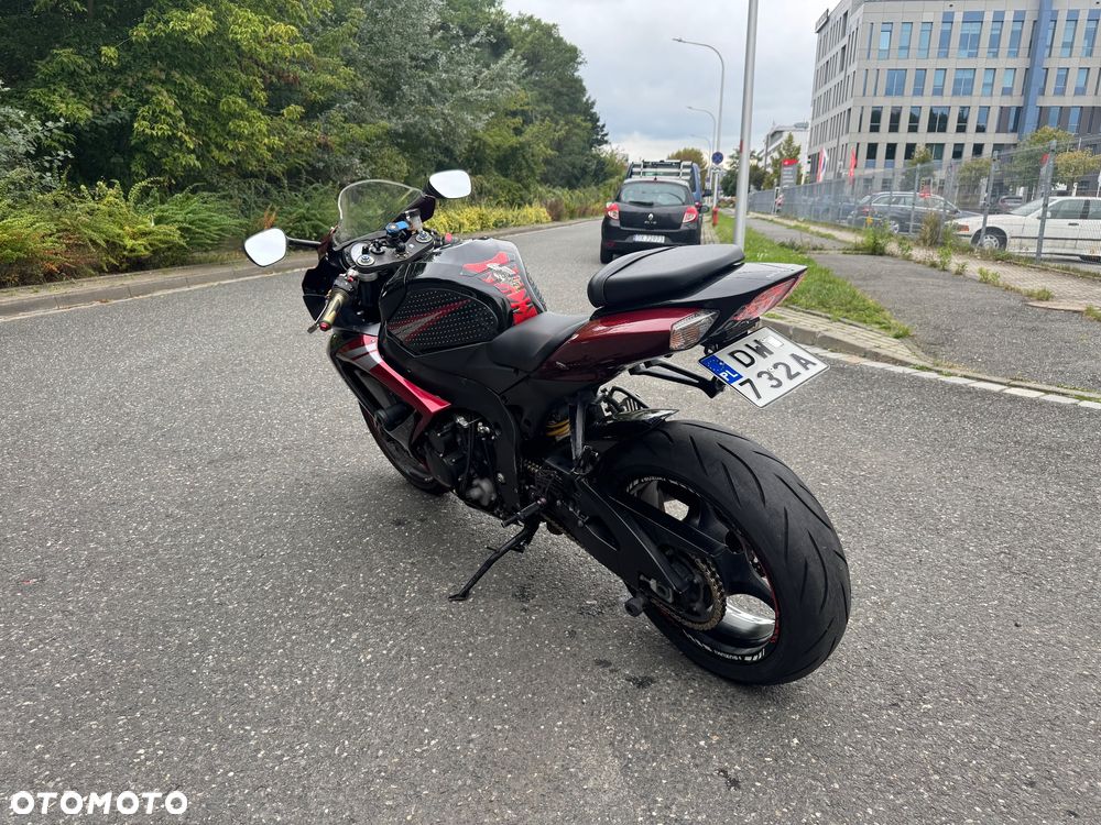 Suzuki GSX-R - 4