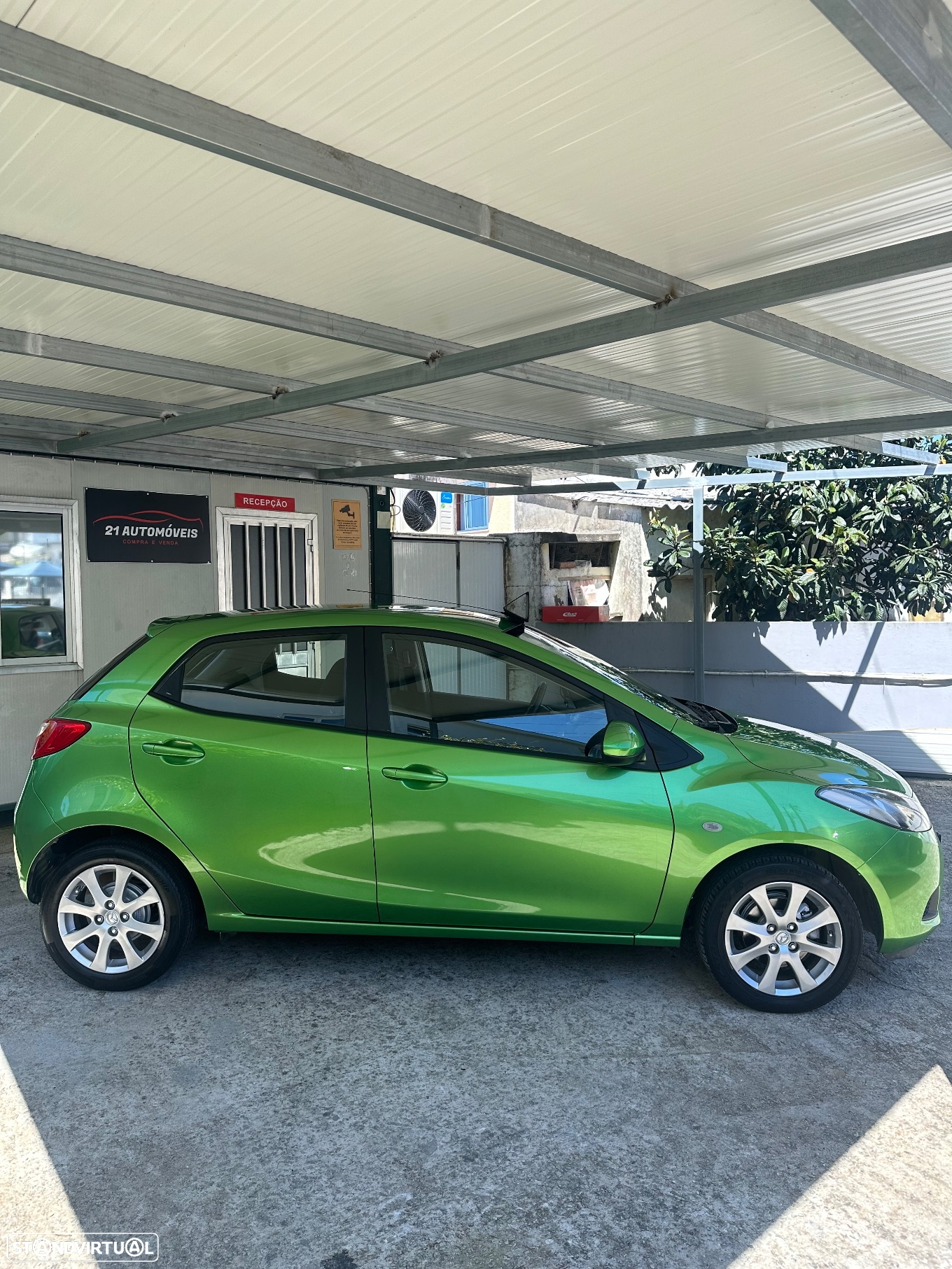 Mazda 2 1.3 MZR Exclusive - 6