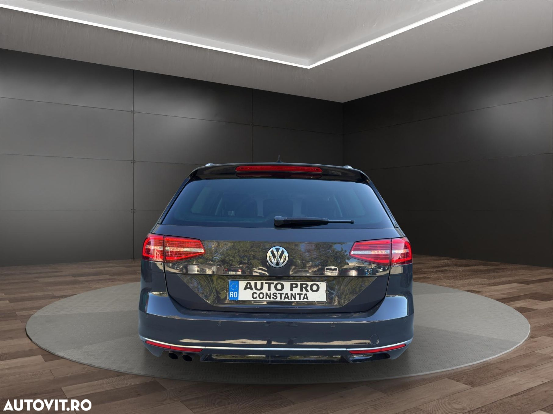 Volkswagen Passat - 17