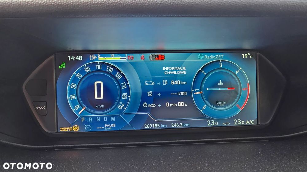 Citroën C4 Grand Picasso 2.0 BlueHDi Exclusive - 23