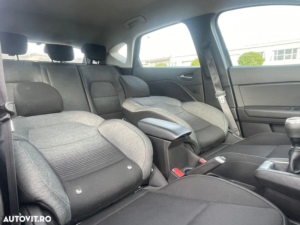 Renault Captur TCe 100 EXPERIENCE - 15