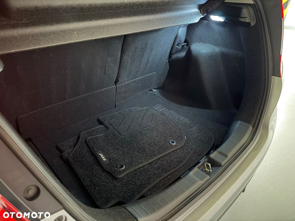 Honda Jazz 1.5 i-VTEC Dynamic (ADAS/Honda Connect+) CVT - 17