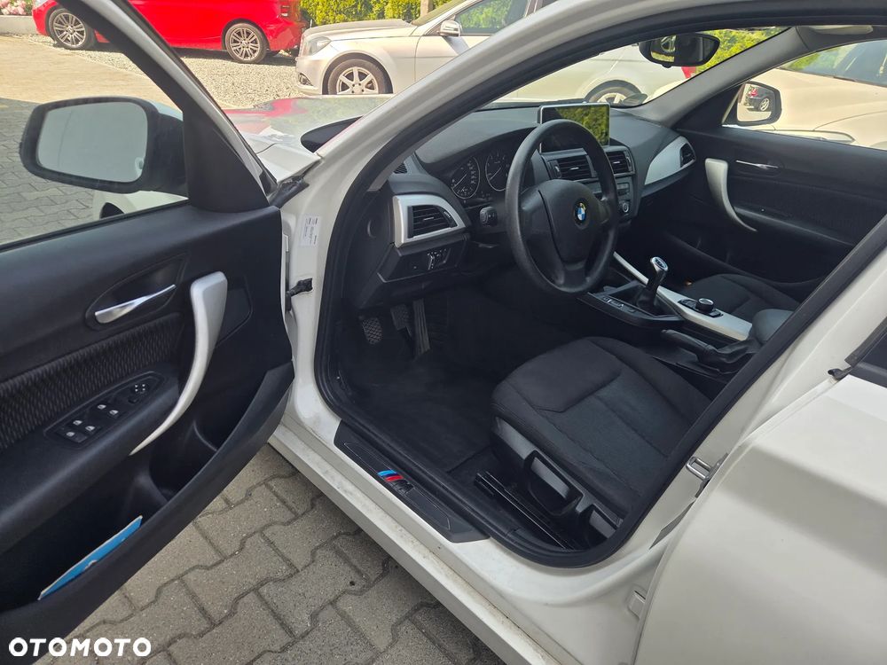 BMW Seria 1 116d Sport Line - 13