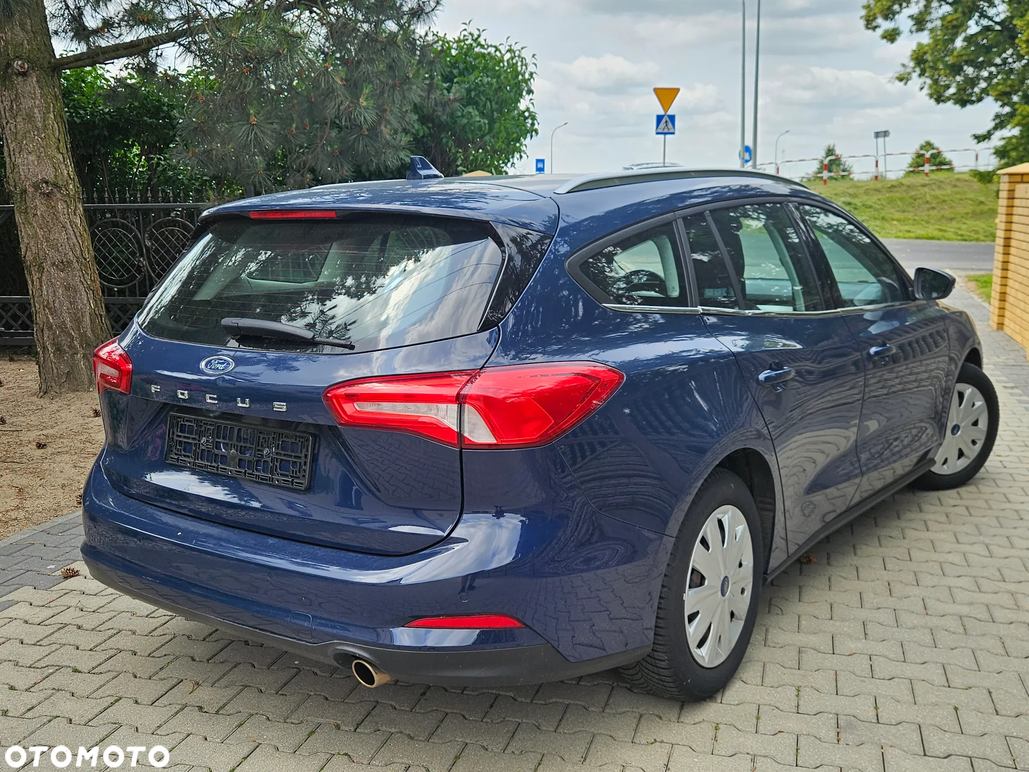 Ford Focus 1.0 EcoBoost Active Business - 2