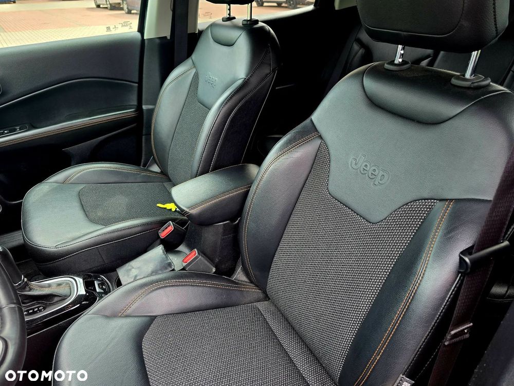 Jeep Compass 1.4 TMair Limited 4WD S&S - 14