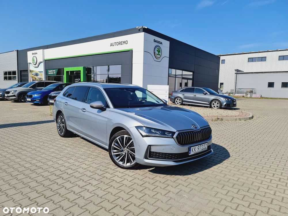 Skoda Superb 2.0 TDI SCR 4x4 L&K DSG - 2