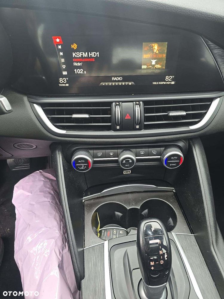 Alfa Romeo Giulia - 8