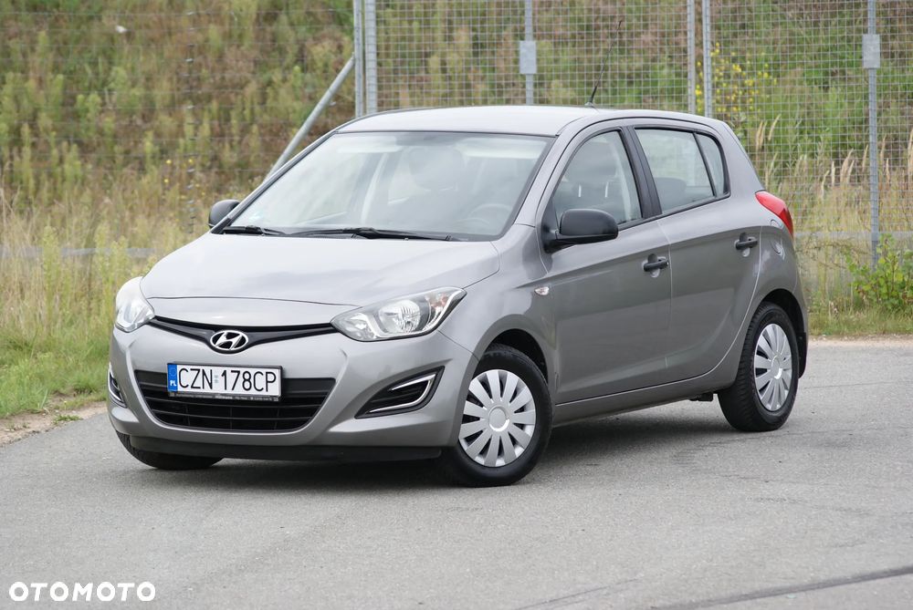 Hyundai i20 - 21