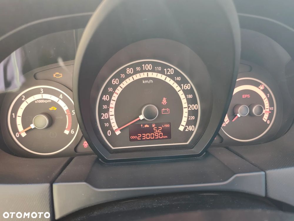 Kia Ceed - 10