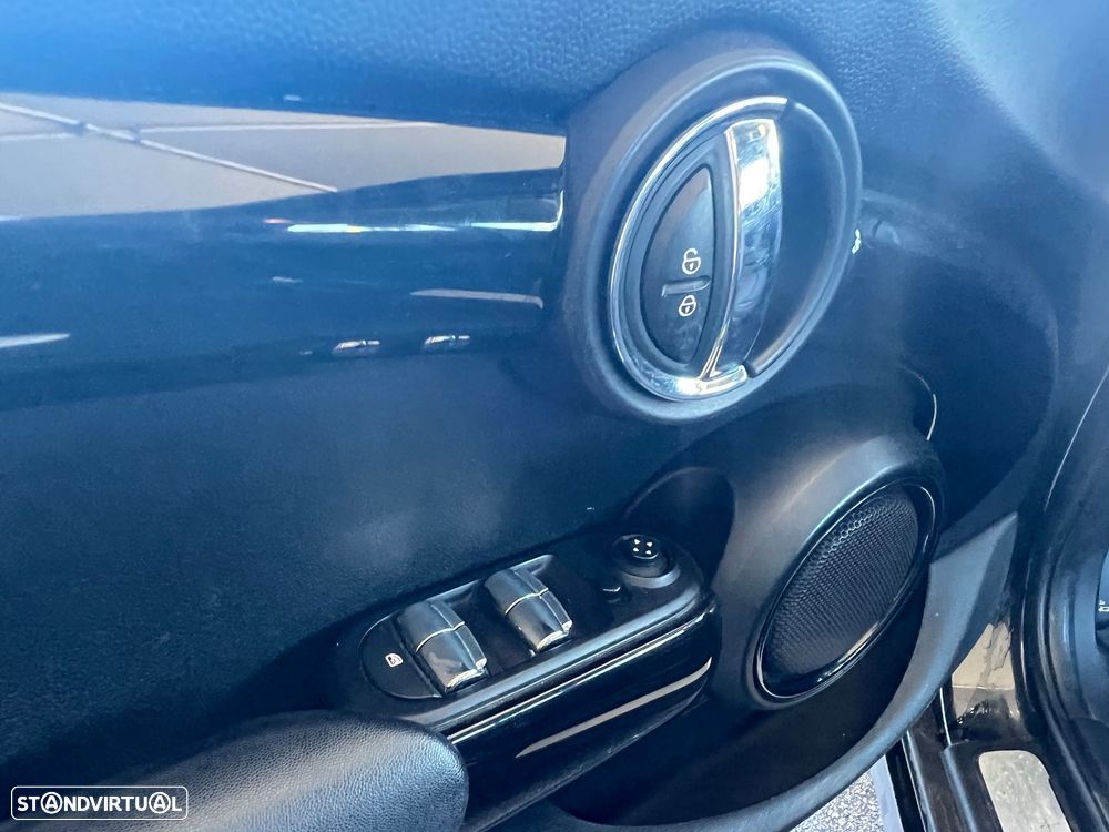 MINI 5 Portas Cooper D - 14