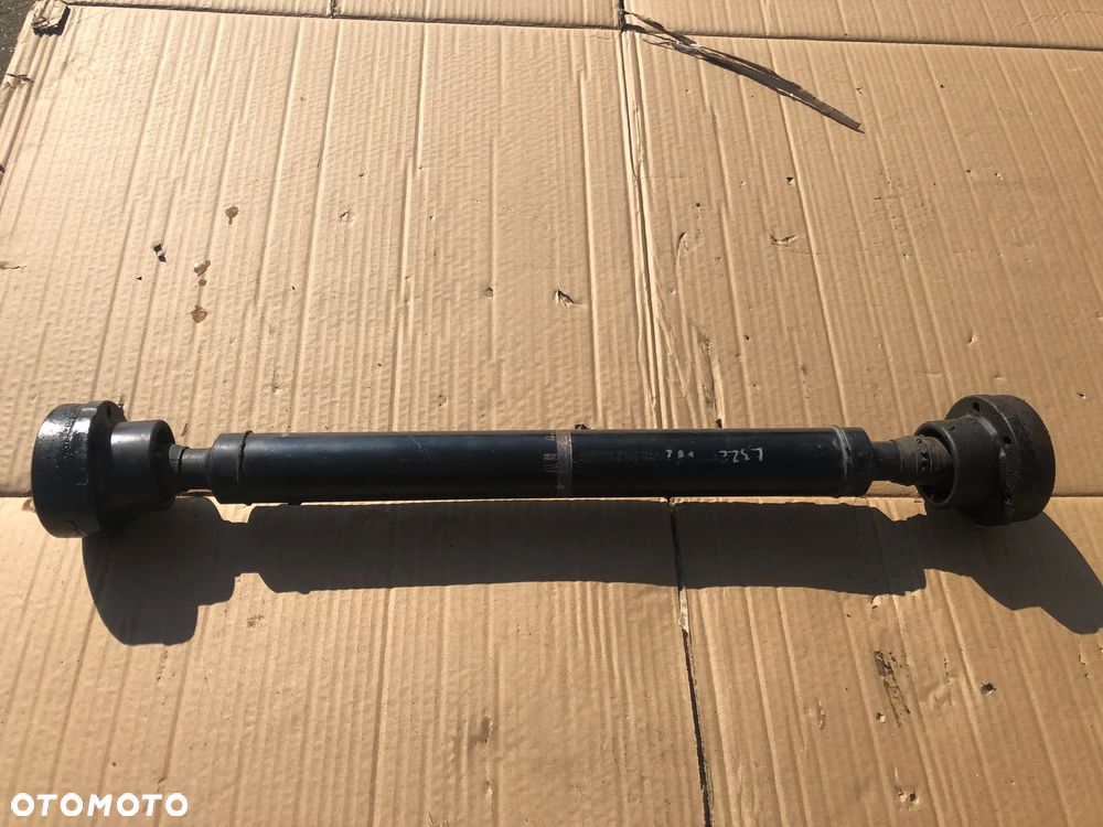 Wał przedni z flanszą 7H42-3219 RANGE ROVER L322 LM VOGUE 3,6 D - 1