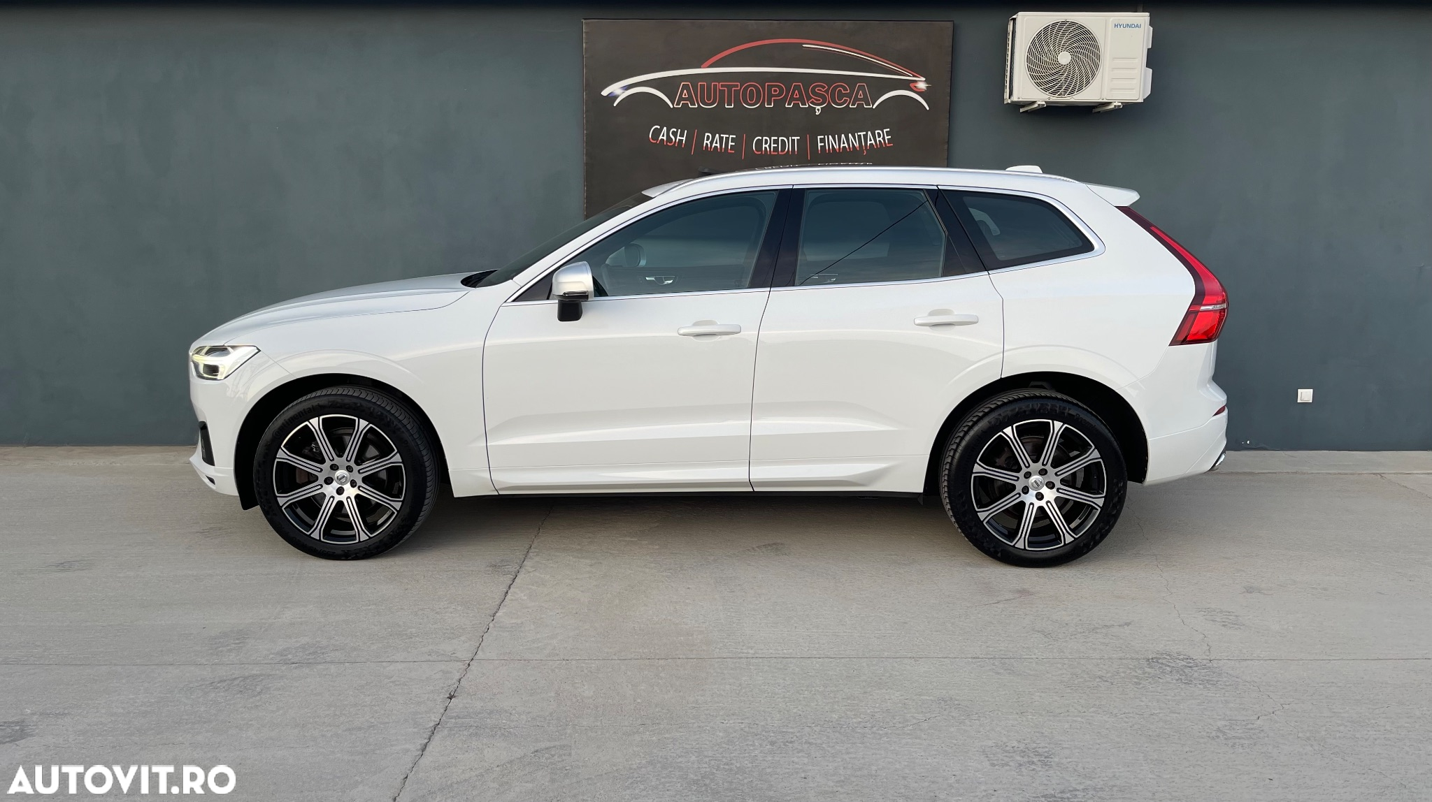 Volvo XC 60 D4 AWD R-Design - 14