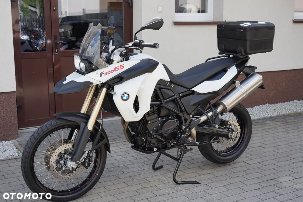 BMW F - 21