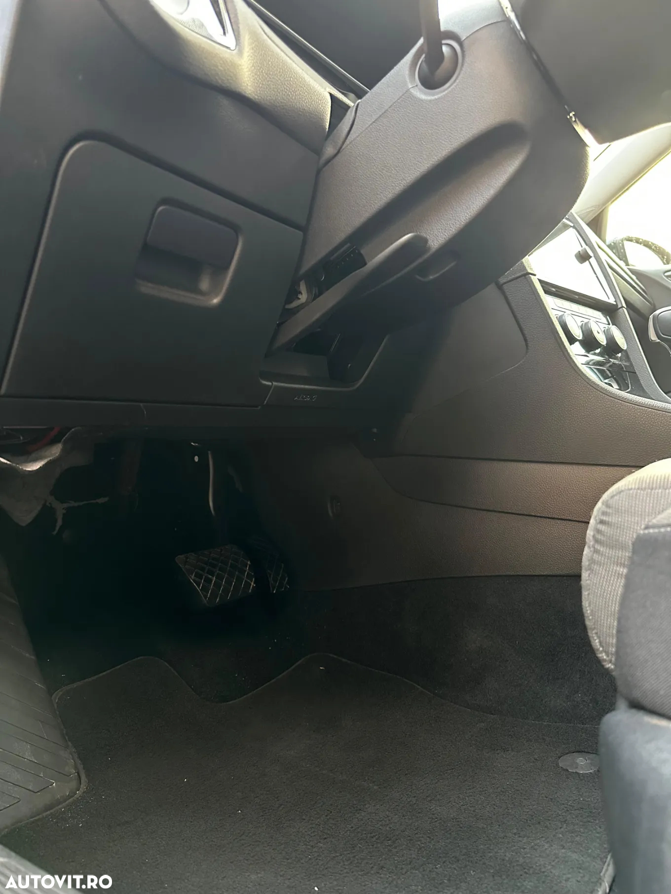 Volkswagen Golf 1.6 TDI DSG Highline - 8