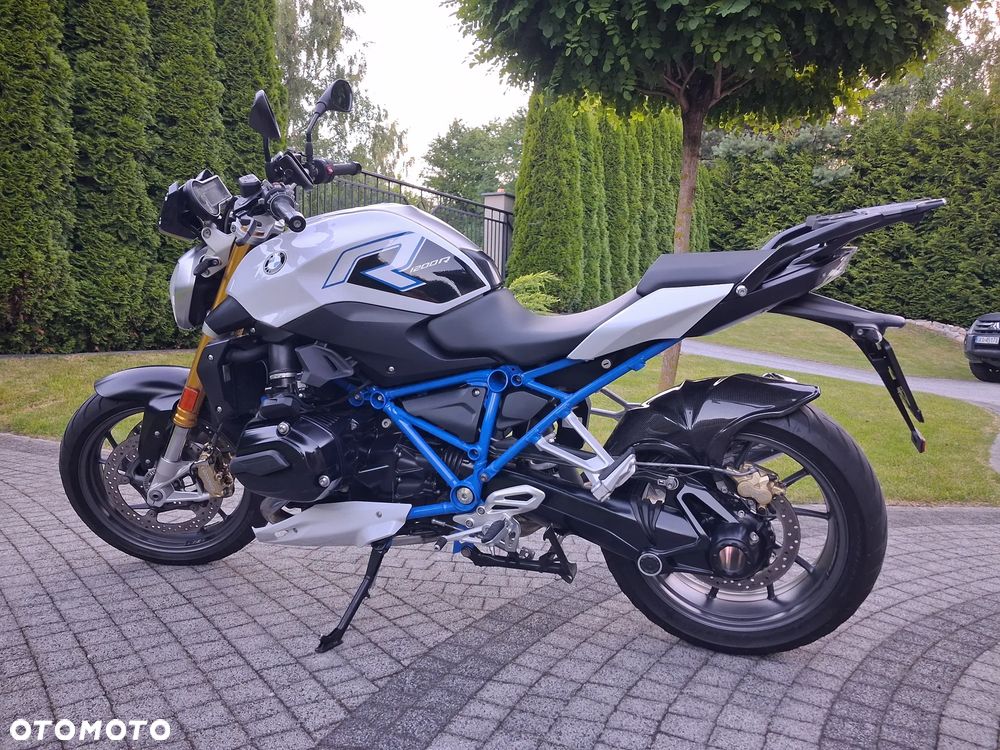 BMW R - 18