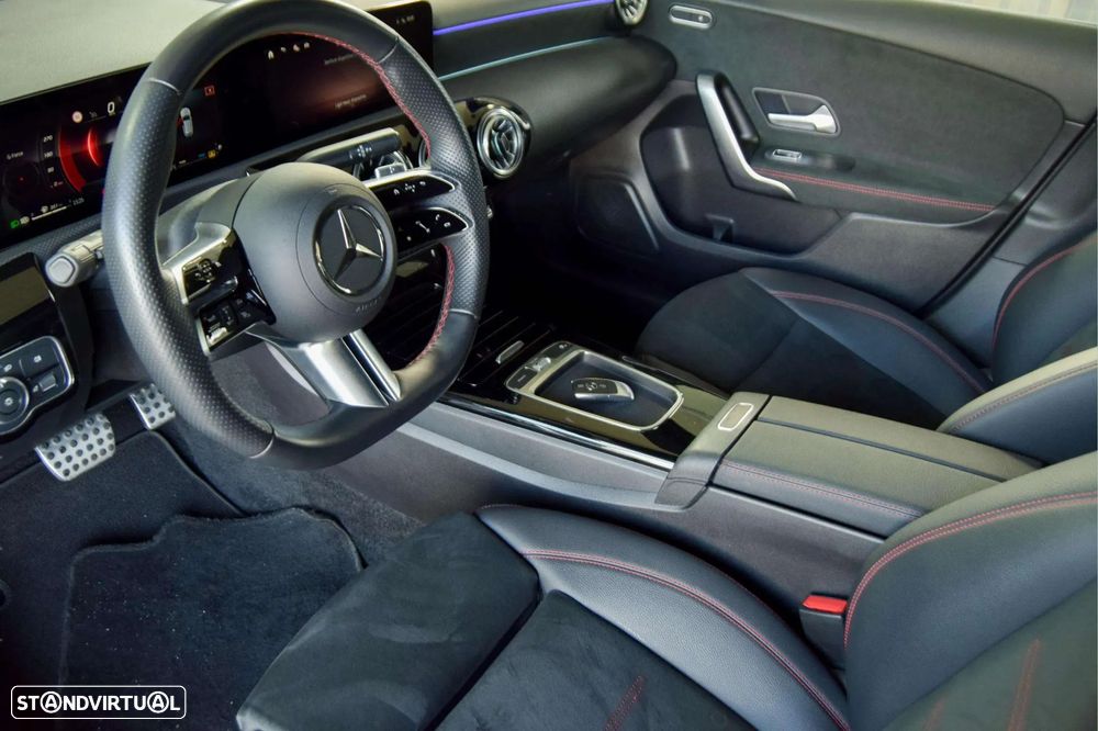 Mercedes-Benz A 200 7G-DCT AMG Line Advanced Plus - 36