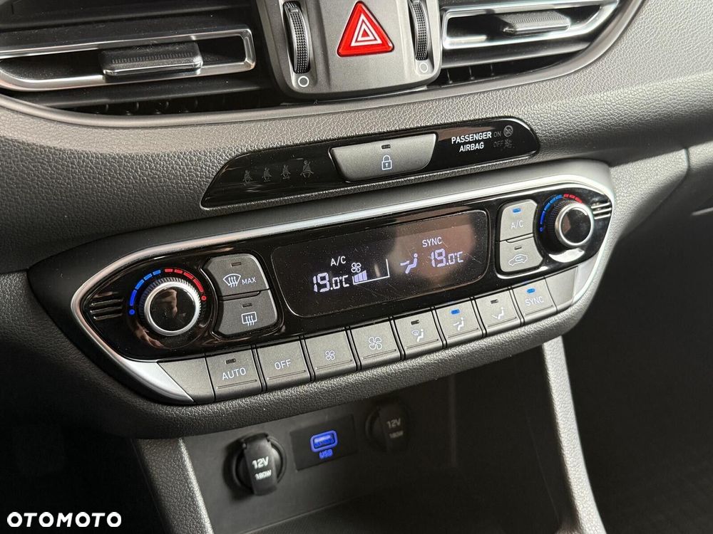 Hyundai i30 - 22