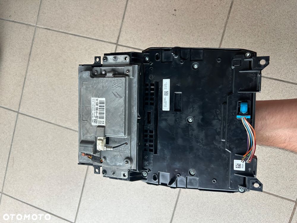 Citroen C4 II B7 ekran wyświetlacz 9813810680-02 - 8