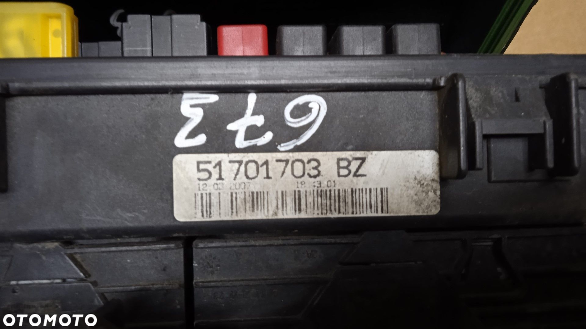 GRANDE PUNTO I SKRZYNKA BEZPIECZNIKÓW 51701703BZ - 3