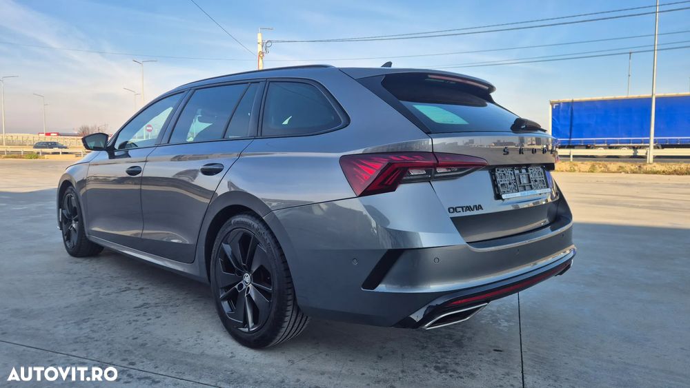 Skoda Octavia Combi 2.0 TDI DSG RS Plus - 36