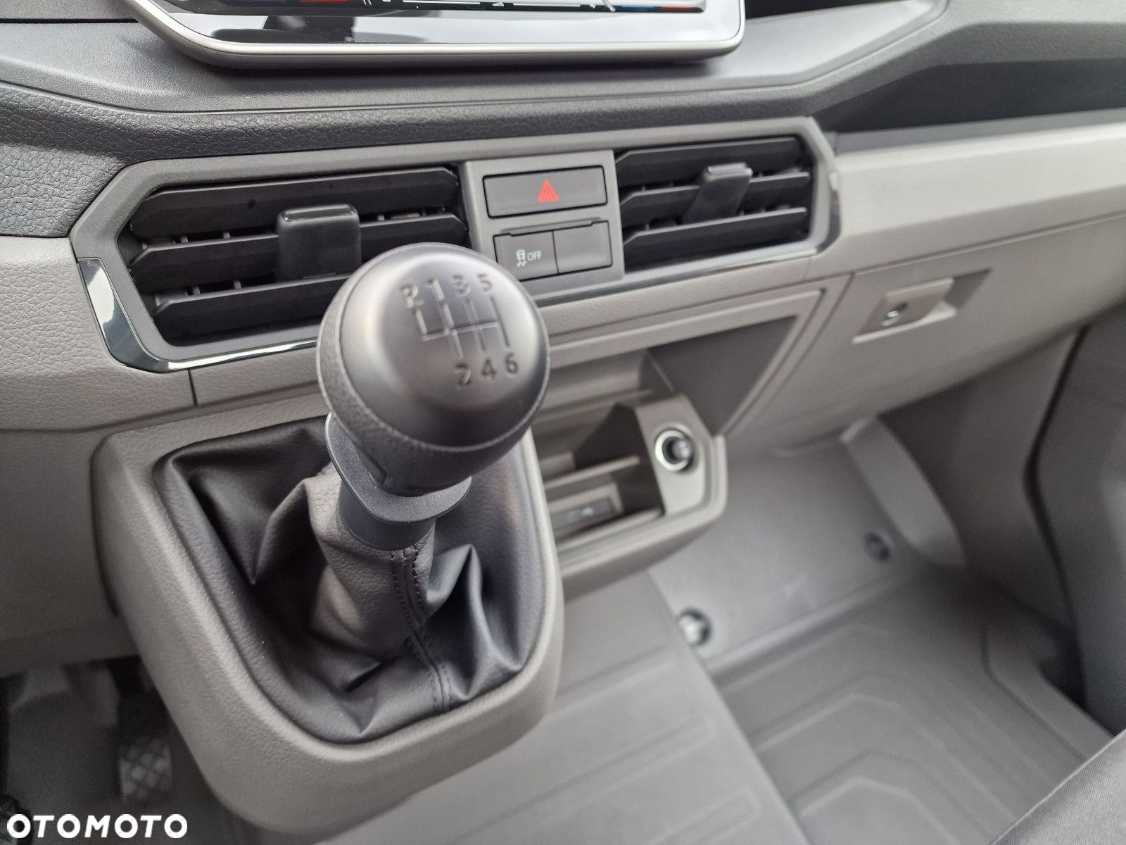 Volkswagen Crafter Skrzyniowy 2.0TDI Manual - 16