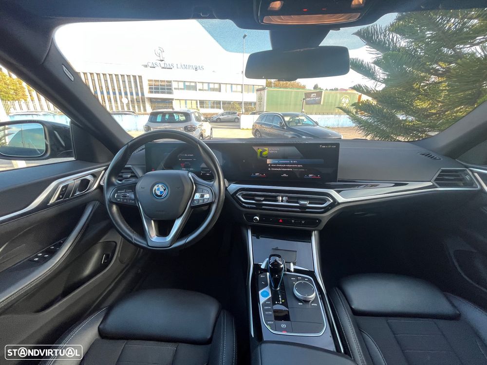 BMW i4 eDrive40 - 47