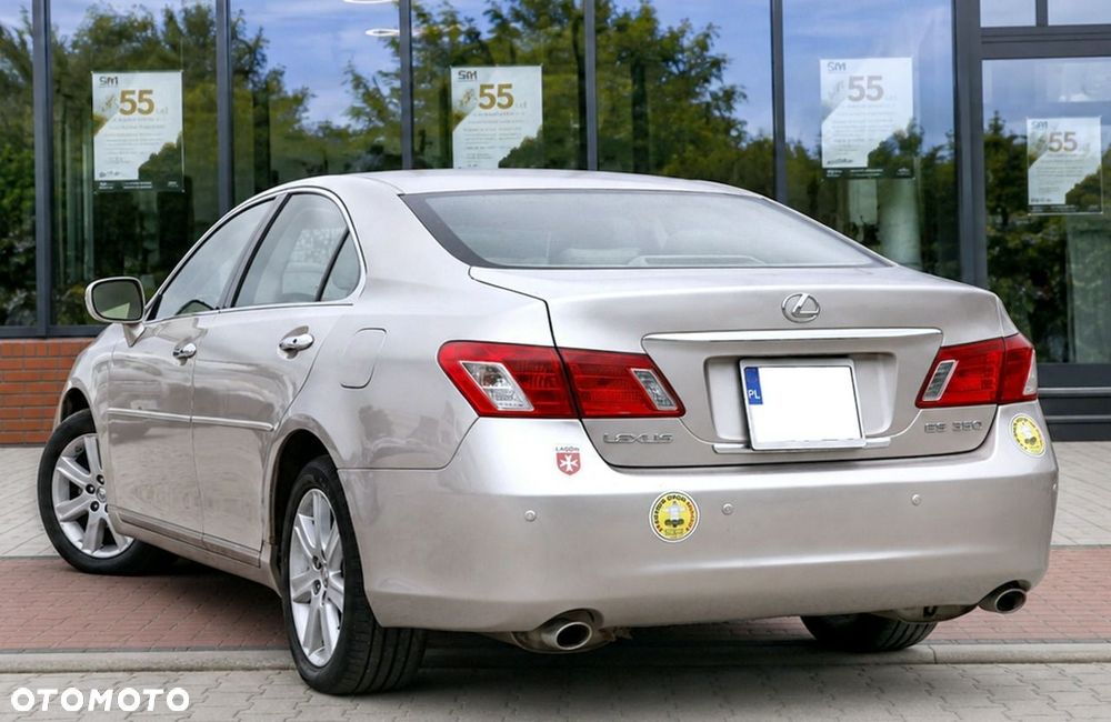 Lexus ES - 16