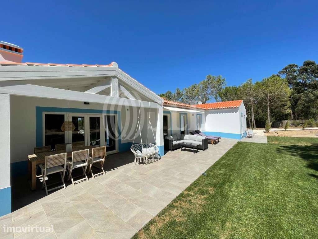 Moradia T2 com piscina e jardim, São Teotónio, Odemira - Grande imagem: 2/17