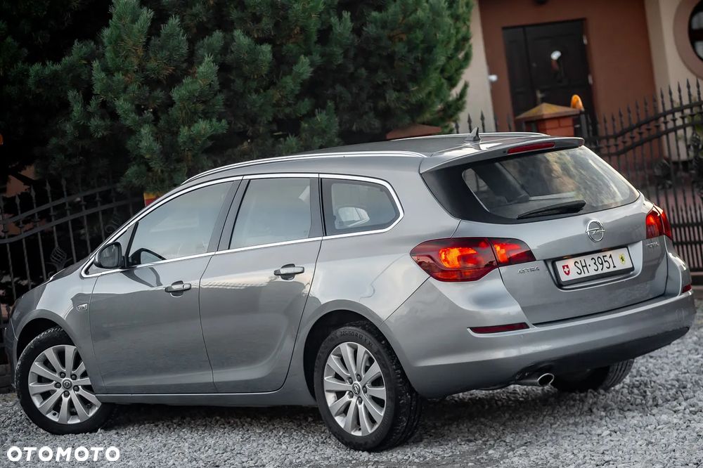 Opel Astra 1.6 Turbo Automatik Color Edition - 10