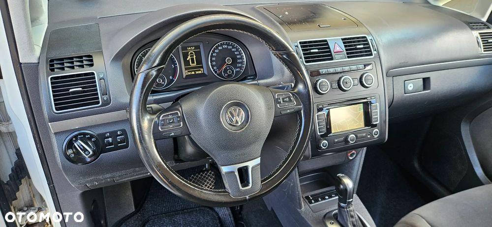 Volkswagen Touran 1.6 TDI DPF BlueMotion Technology DSG Life - 17