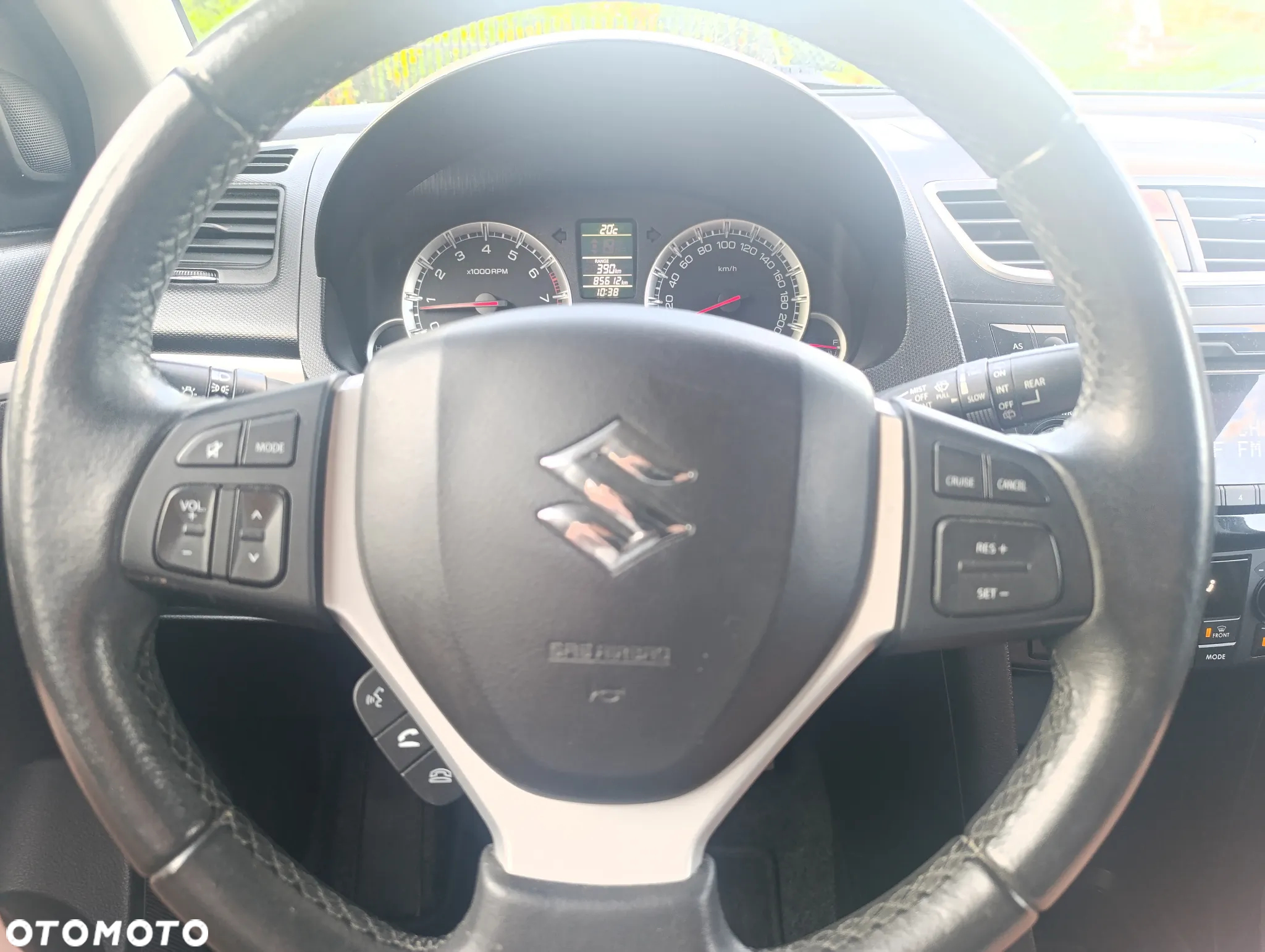 Suzuki Swift 1.2 Comfort Plus - 11