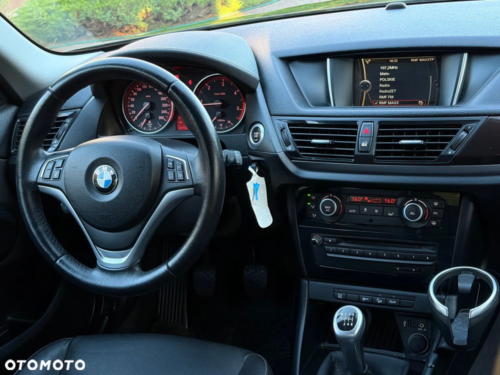 BMW X1 xDrive18d xLine - 27