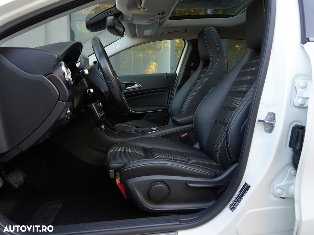 Mercedes-Benz GLA 200 d 4MATIC 7G-DCT - 25